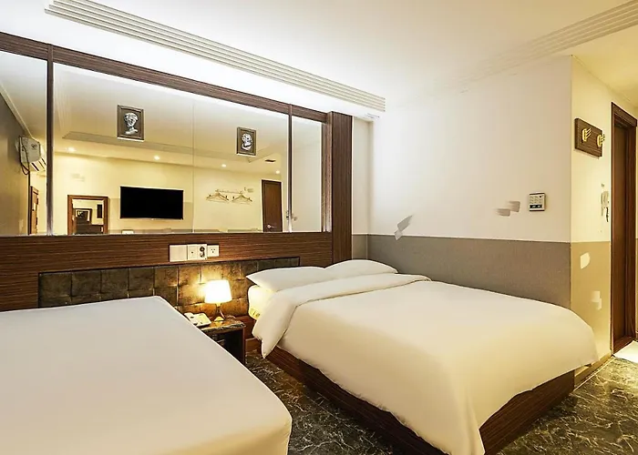Friendly Dh Naissance By Mindrum Group Hotel