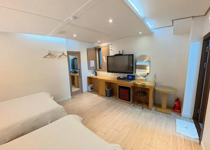 Friendly Dh Naissance By Mindrum Group Hotel