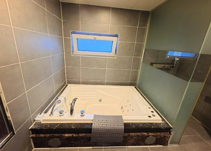 Friendly Dh Naissance By Mindrum Group Hotel