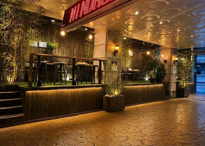 Hotel Friendly Dh Naissance By Mindrum Group